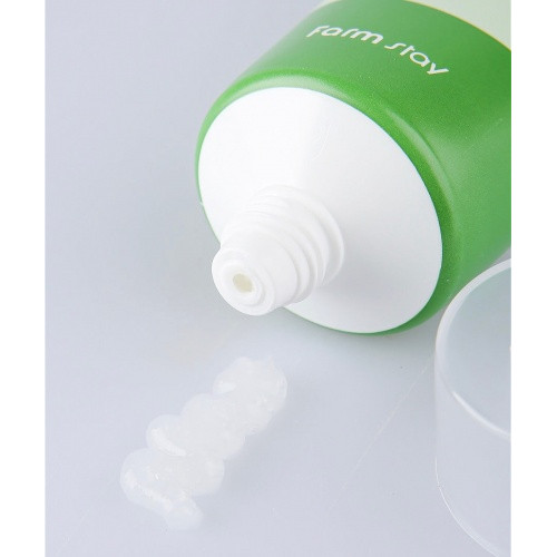 Пилинг-скатка с зелёным чаем FarmStay  Real green tea deep clear peeling gel