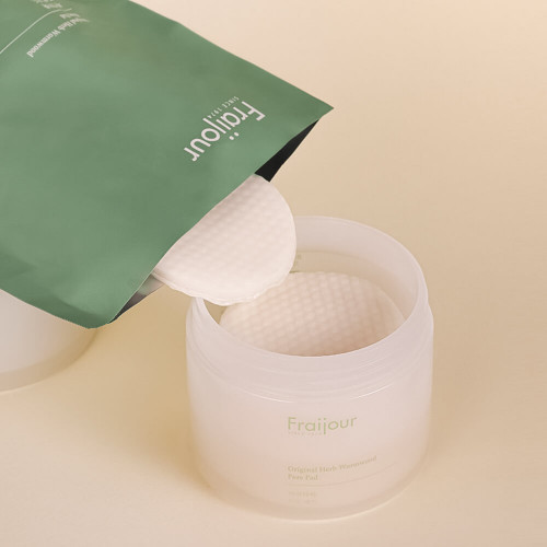 Тонизирующие пэды с полынью для сужения пор  Fraijour Original Herb Wormwood Pore Pad