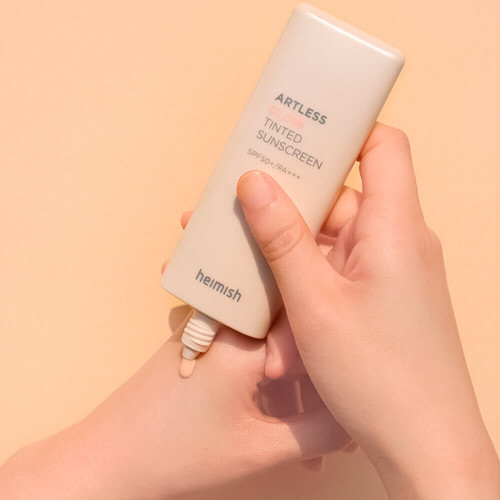 Тонирующий санскрин с сияющим финишем Heimish Artless Glow Tinted Sunscreen SPF50+ PA+++