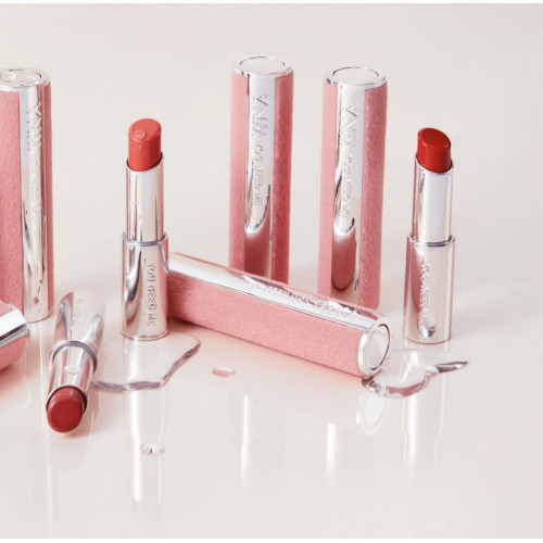 Увлажняющий оттеночный бальзам для губ 06 Coconut Shell  YNM Candy Gloss Balm