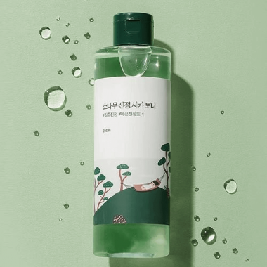 Тоник с экстрактами сосны и центеллы для проблемной кожи Round Lab Pine Calming Cica Toner