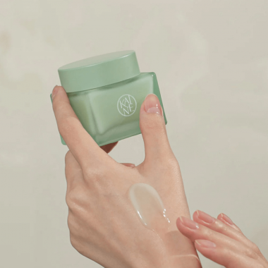 Восстанавливающий аква-крем для чувствительной кожи Kaine Green Calm Aqua Cream